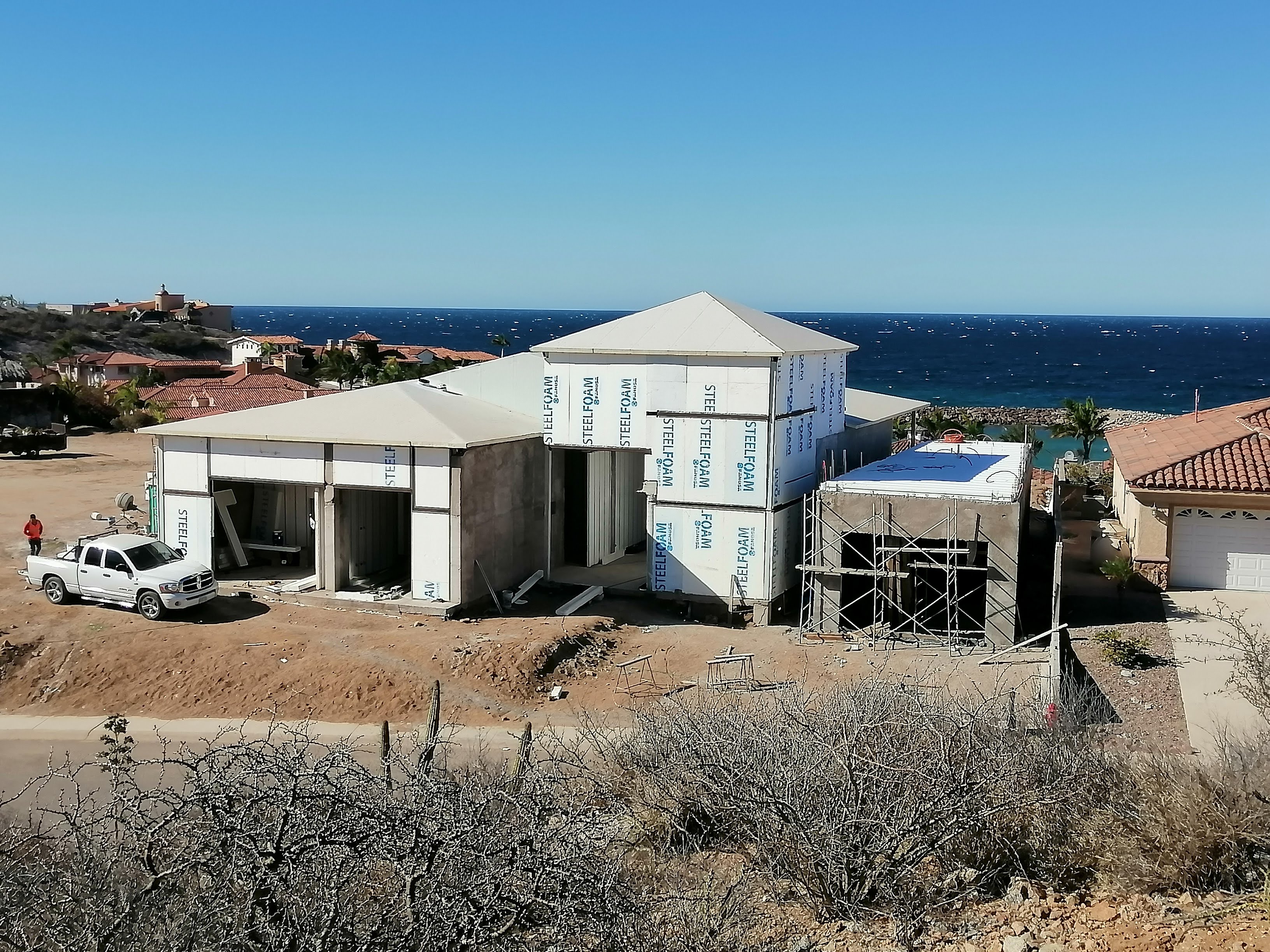 Casa Bahía Esmeralda en obra con recubrimiento Steelfoam